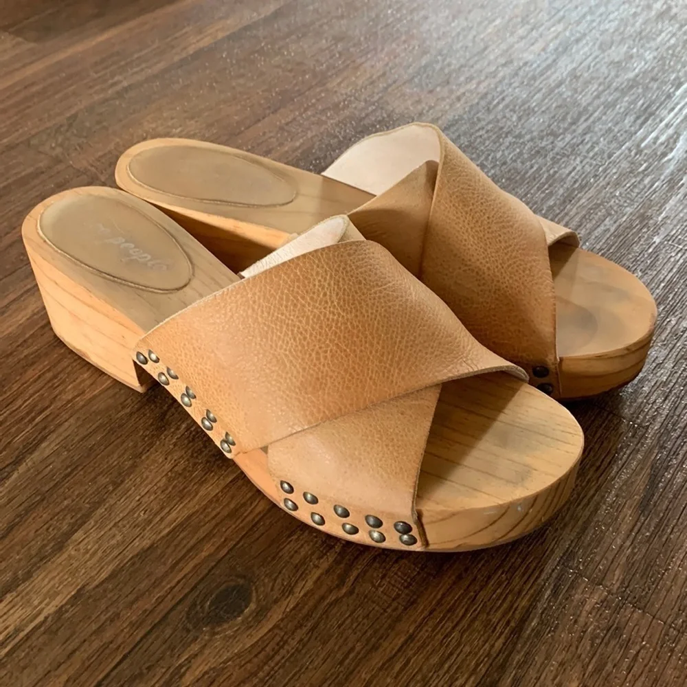 Free People Sonnet Clog Wooden Leather Sandal - Picture 2 of 16